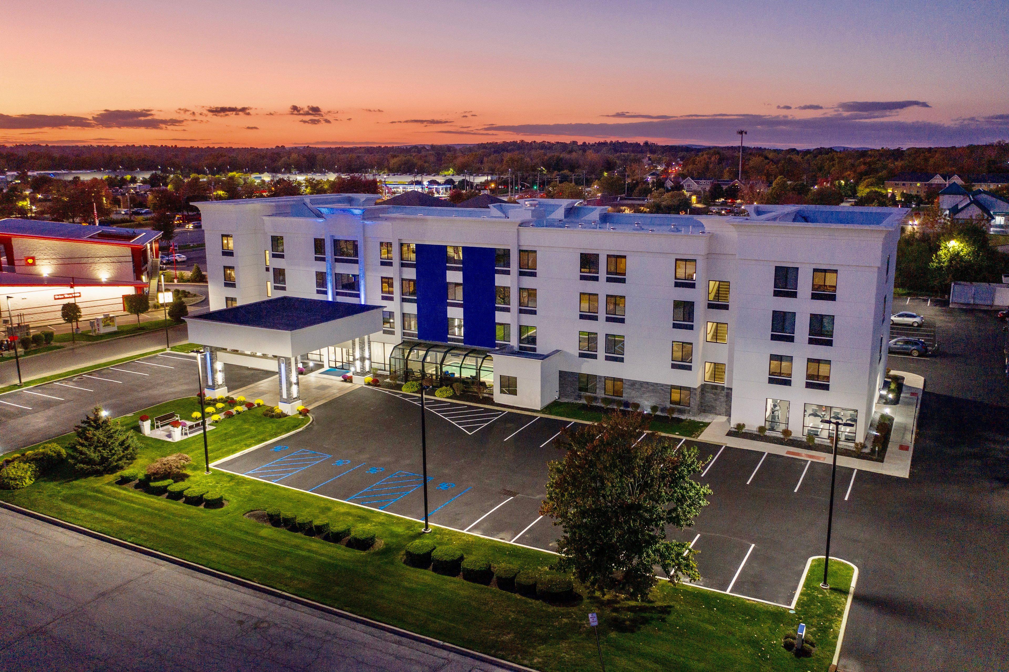 Holiday Inn Express Fishkill-Mid Hudson Valley By Ihg Exterior foto