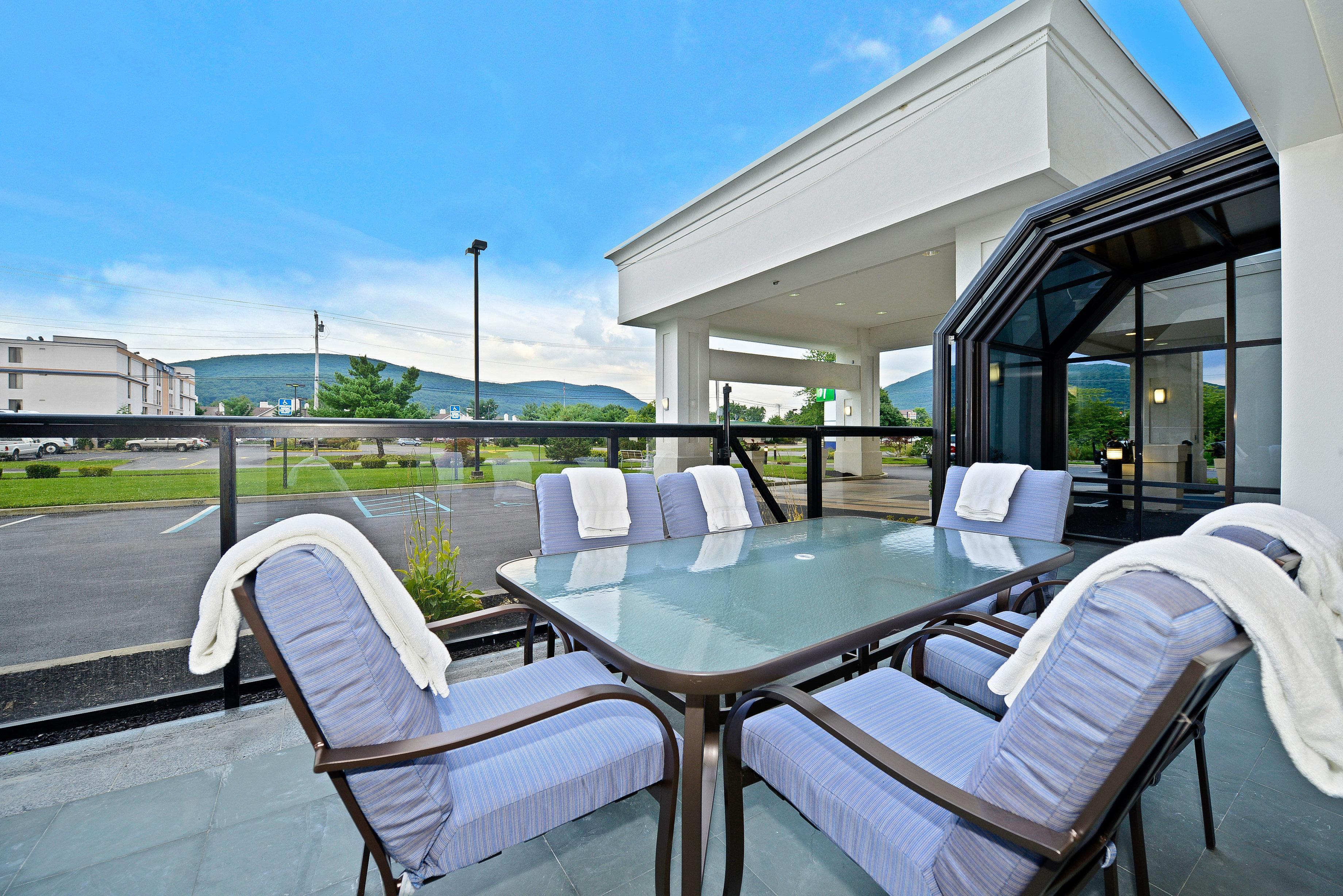 Holiday Inn Express Fishkill-Mid Hudson Valley By Ihg Exterior foto